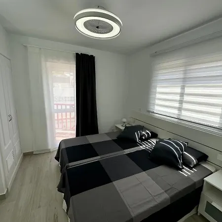 Apartment Modern Duplex 50m From The Playa Del Cura (Gran Canaria)